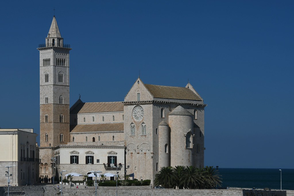 trani cattedrale di san nicola pellegrino