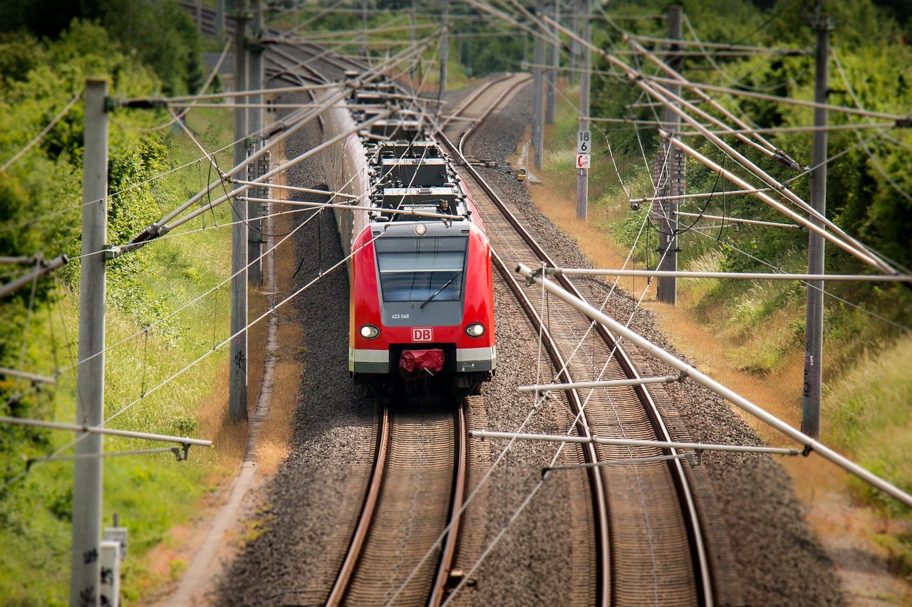 Viaggi lunghi in auto e in treno