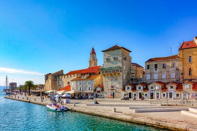 trogir tra dalmazia croazia