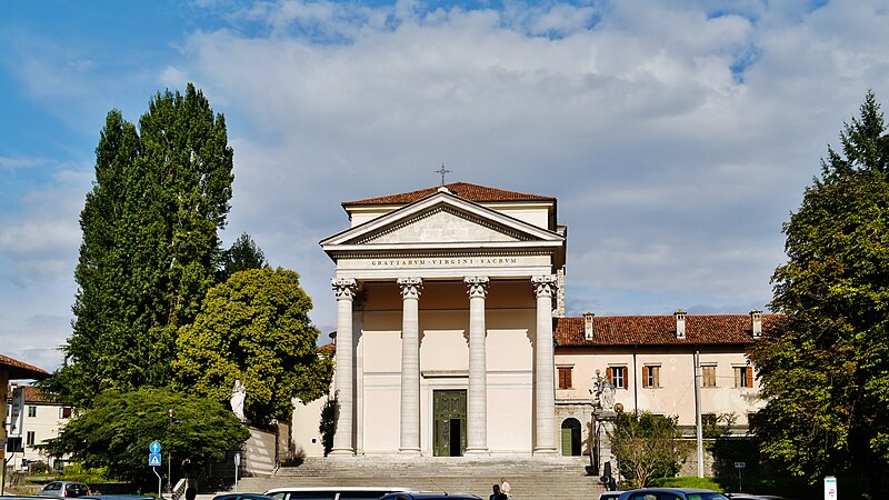 udine basilica beata vergine delle grazie fassade 1