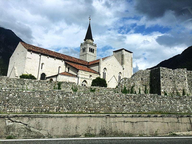 udine venzone chiesa