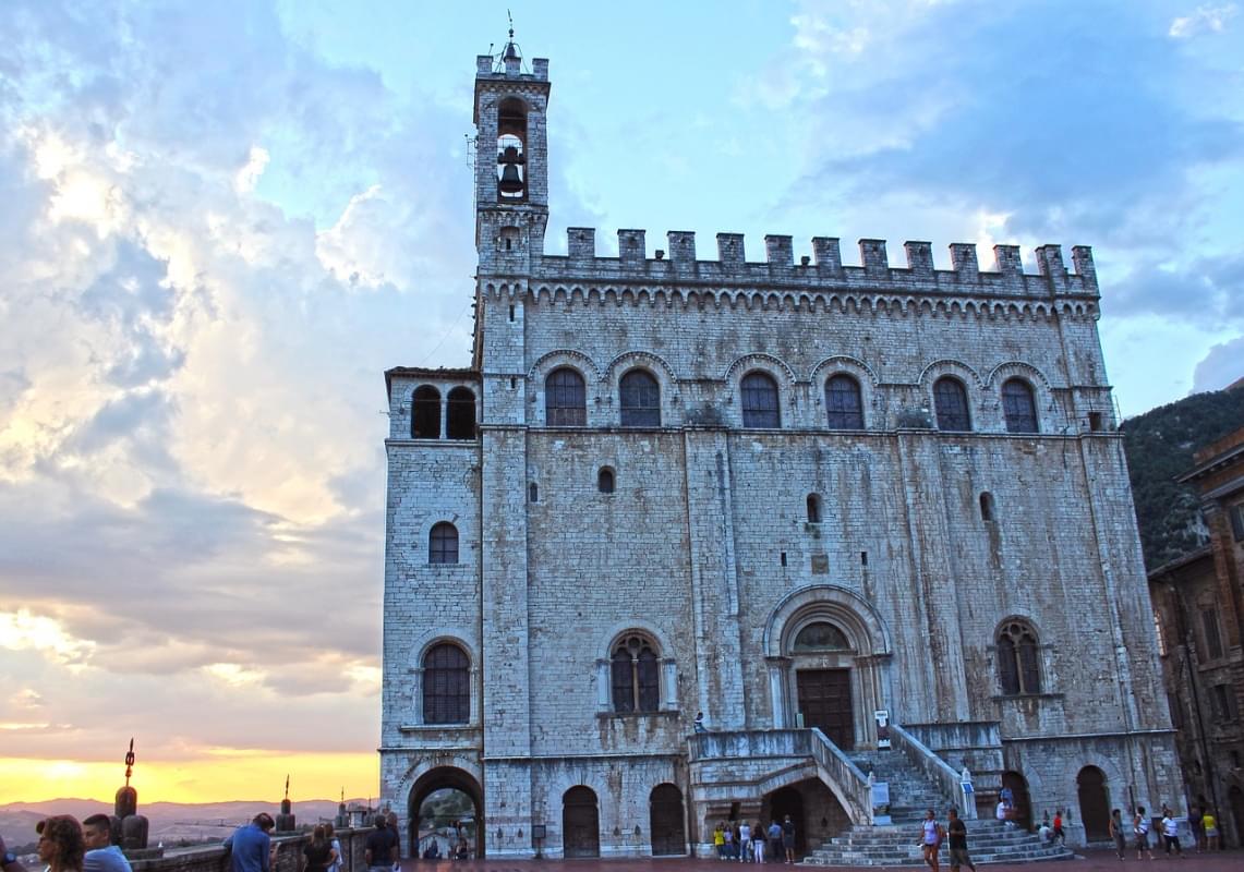 umbria gubbio palazzo antico