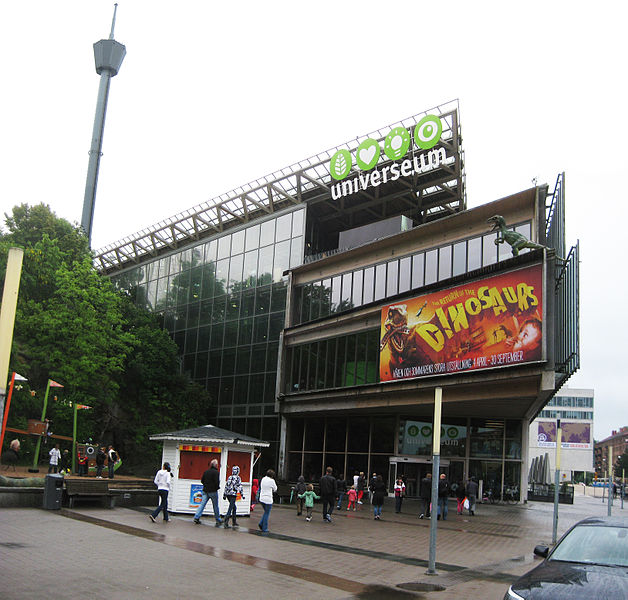 universeum entre dinosaurs