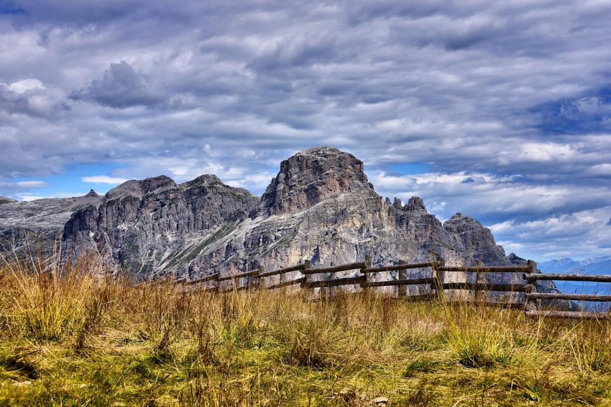 val badia alta badia montagna