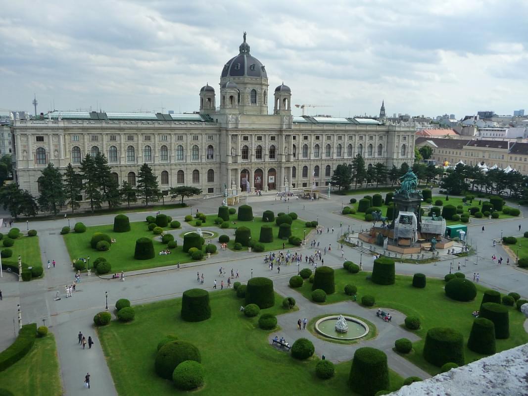 vienna quartiere musei neubau