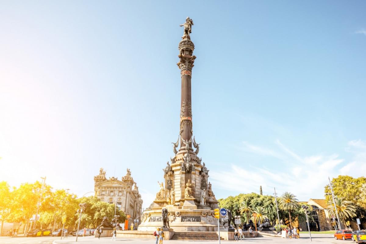 view columbus monument during sunny weather barcelona city