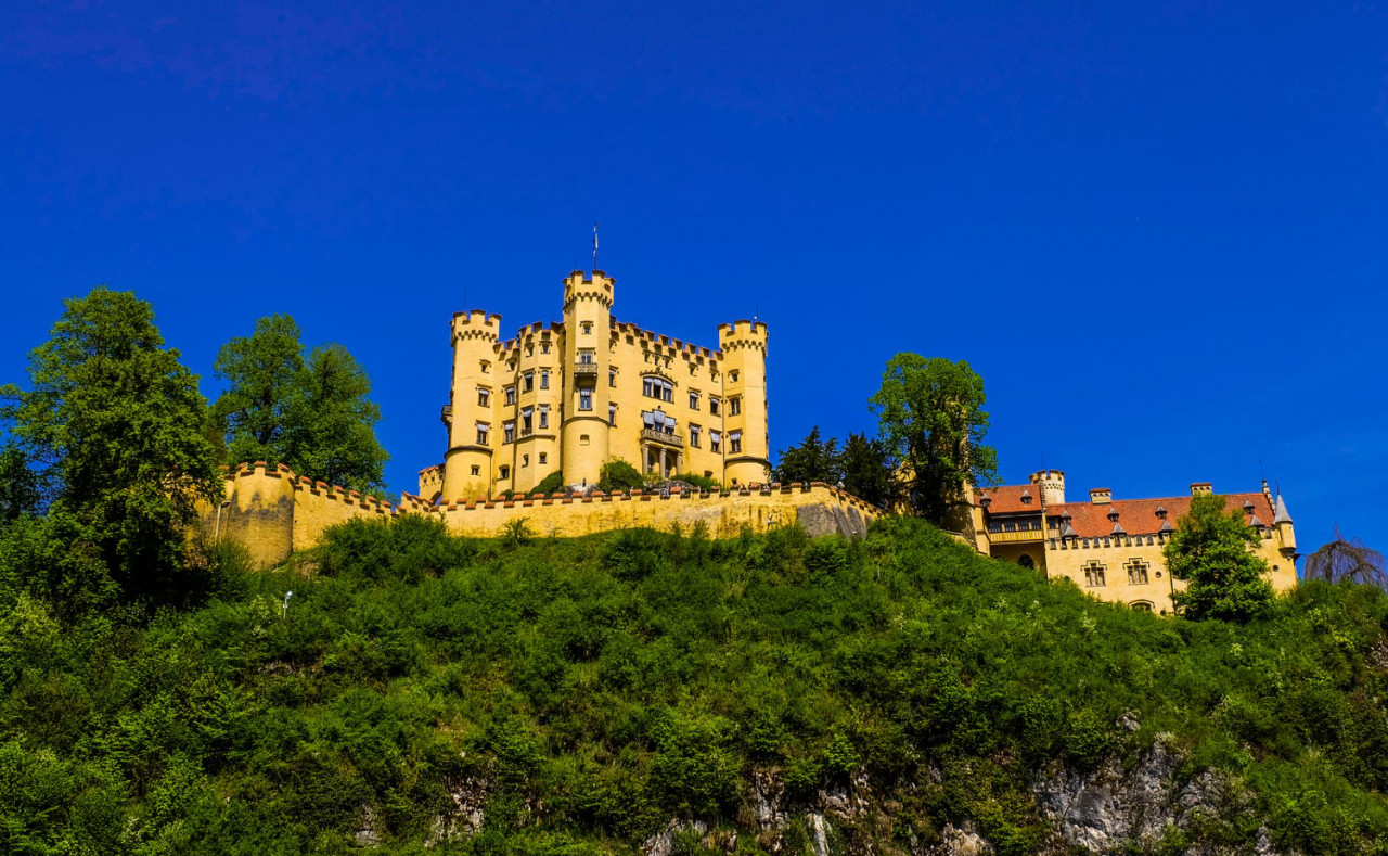 view hohenschwangau castle schwangau bavaria germany