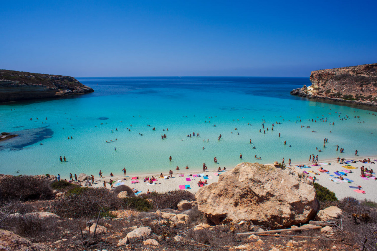 view most famous sea place lampedusa spiaggia dei conigli