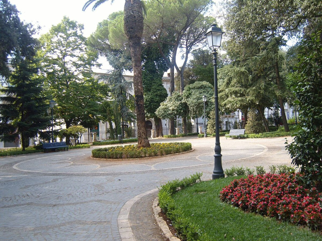 villa comunale giuseppe garibaldi martina franca - foto di freddyballo