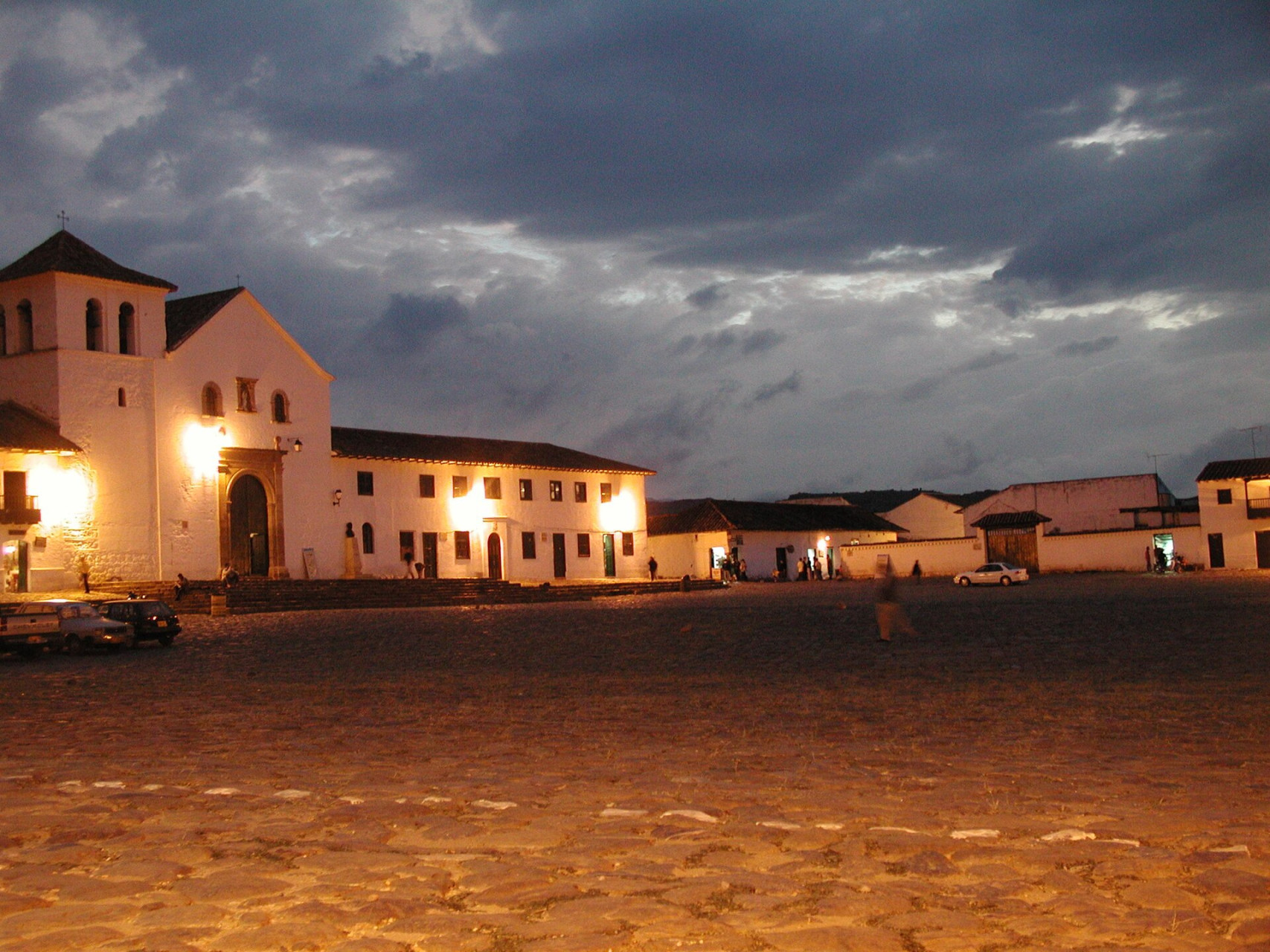 villadeleyva bynight