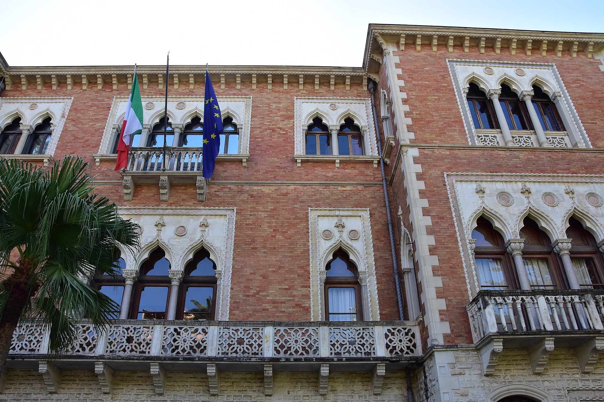 villawhitaker palermo