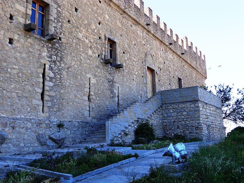 vista castello di montalbano elicona