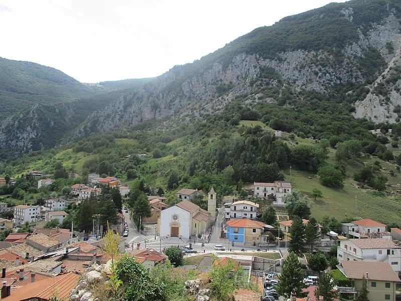 vista di civitella roveto