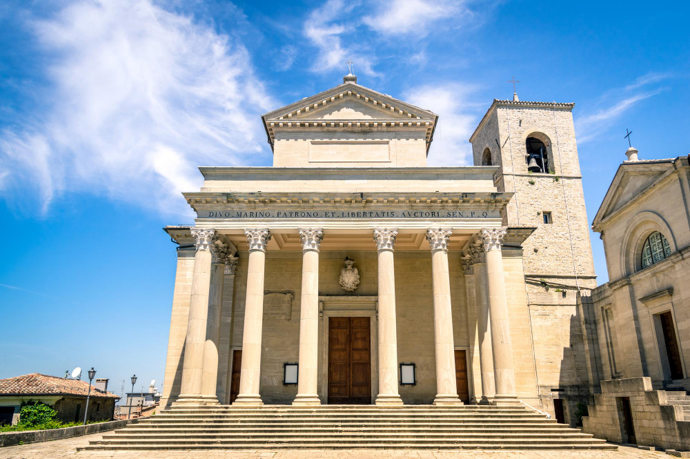 vista frontale della chiesa san marino basilica rsm