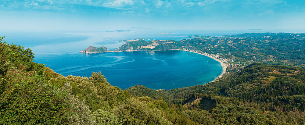 vista panoramica sull ag georgios pagon afionas isola di corfu grecia