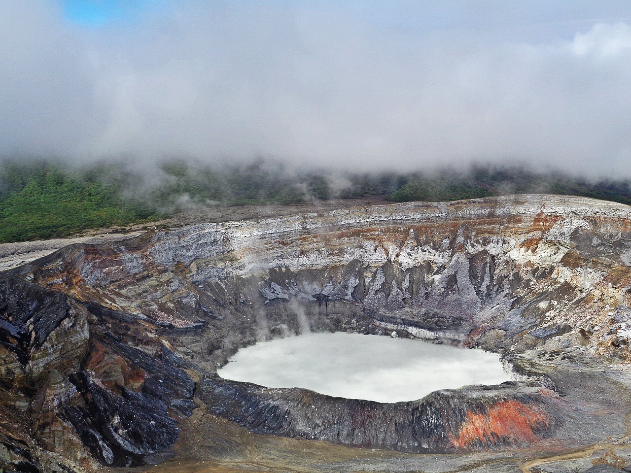 volkan poas kosta rika krater