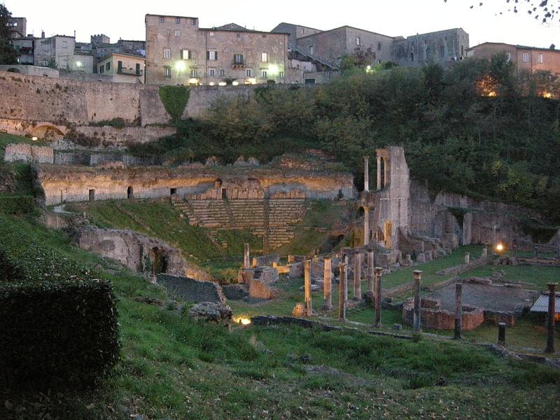 volterra teatro romano