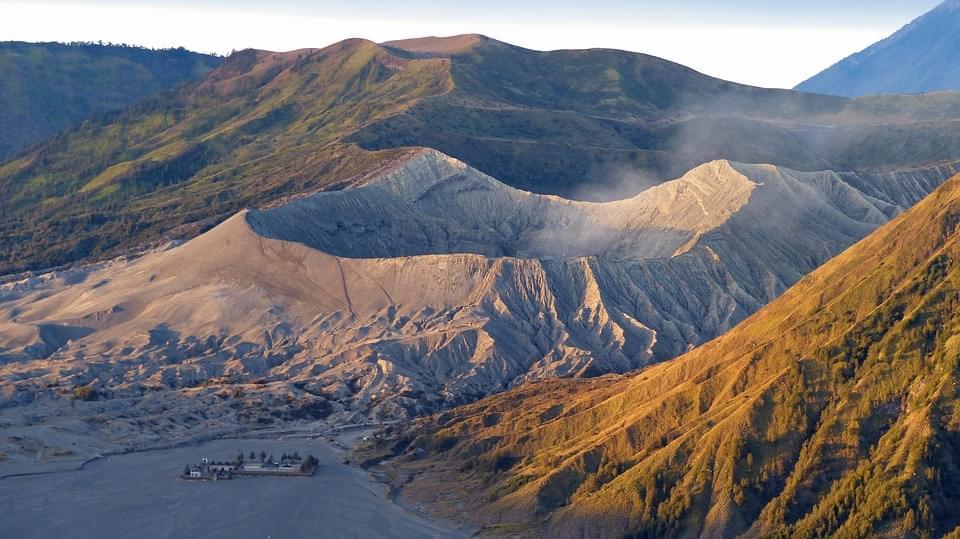 vulcano bromo indonesia