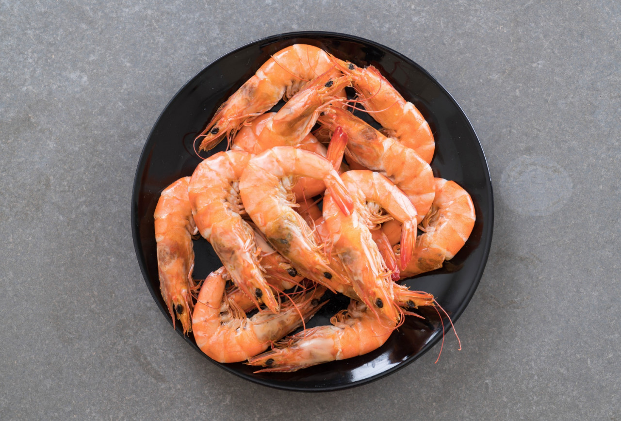 whole cooked tiger prawn