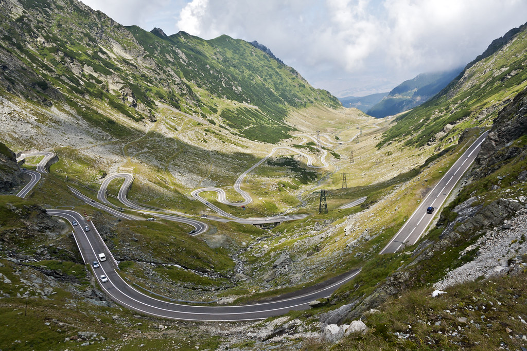 wide view over the northern transfagarasan