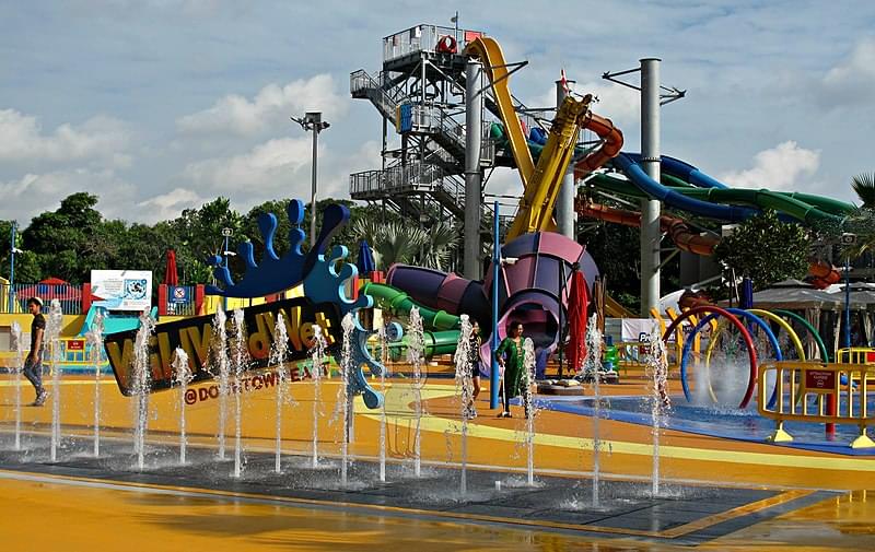 wild wild wet theme park singapore 1